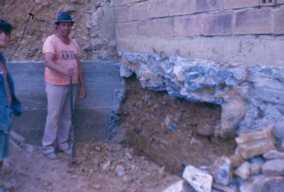 Vivienda en construción, barrio Aures
CEHAP 1983
Palabras clave: AURES MEDELLIN