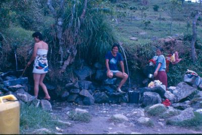 Zona de abastecimiento de agua en 1983 en el Barrio Aures Medellín
CEHAP 1983


Palabras clave: AURES MEDELLIN QUEBRADAS