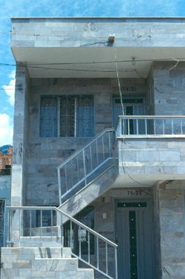 Fachada y escaleras de vivienda en el Barrio el Diamante, Medellin
Cehap 1983




Palabras clave: EL DIAMANTE VIVIENDA