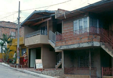 Exterior de viviendas en el barrio El Diamante
CEHAP 1983




Palabras clave: BARRIO EL DIAMANTE