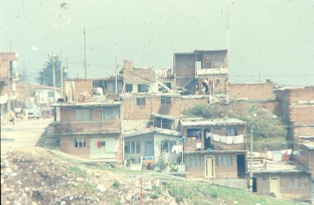 Viviendas, barrio el Diamante
CEHAP 1983




Palabras clave: BARRIO EL DIAMANTE