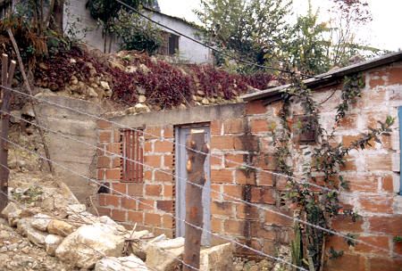 Vivienda sin terminar en construccin Barrio la Libertad
Cehap 1983




Palabras clave: BARRIO LA LIBERTAD