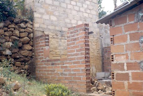 Vivienda en construcción la Libertad
CEHAP- 1983




Palabras clave: BARRIO LA LIBERTAD