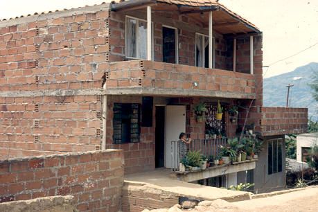 Nio afuera de vivienda Barrio la Libertad
Cehap 1983




Palabras clave: BARRIO LA LIBERTAD