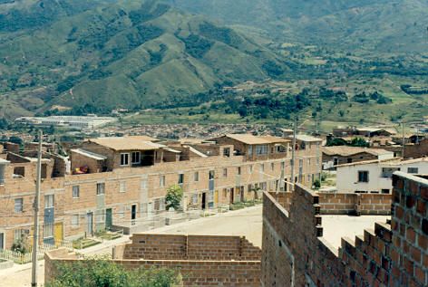 Panoramica de la urbanización El Recreo
CEHAP
1986
Palabras clave: URBANIZACIONES