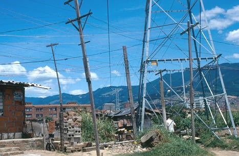 Postes de energia muy cerca a vivienda Medellin
CEHAP 1992




Palabras clave: SERVICIOS PUBLICOS ELECTRICIDAD