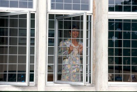 Senora en la ventana Medellin 
Cehap 1992




Palabras clave: ESPACIO PUBLICO MEDELLIN