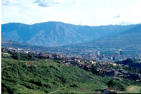 Panoramica de Medellin 
Cehap 1992




Palabras clave: ESPACIO PUBLICO MEDELLIN