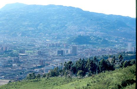 Panoramica De Medellin 
Cehap 1992




Palabras clave: ESPACIO PUBLICO DE MEDELLIN