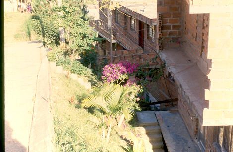 Barrio salvador Medellin
Cehap 1992




Palabras clave: ESPACIO PUBLICO MEDELLIN