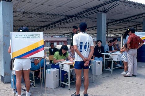 Urnas de votacion medellin
Cehap 1992




Palabras clave: ELECCIONES