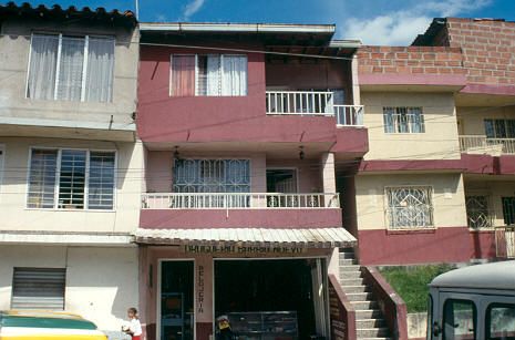 Viviendas Barrio nuevo Medellin
Cehap 1992


