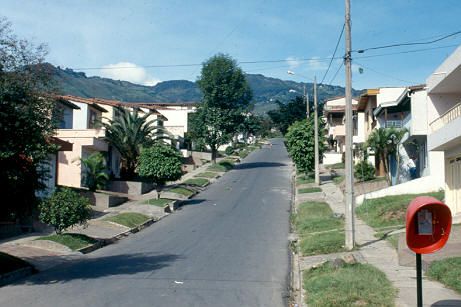 Urbanizacion Medellin
Cehap 1992



Palabras clave: ESPACIO PUBLICO MEDELLIN