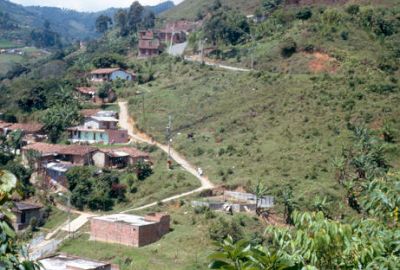 Camino y viviendas manzanillo Belen Rincon 
Cehap 2001
Palabras clave: BELEN RINCON VIVIENDAS