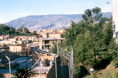 Viviendas Belen Rincon
Cehap 2001
Palabras clave: BELEN RINCON VIVIENDA