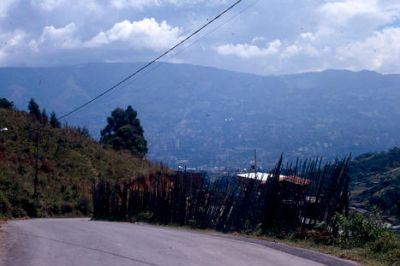 Vía manzanillo Belen Rincon
CEHAP 2001
Palabras clave: BELEN RINCON CALLES