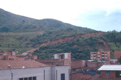 Viviendas y zona de expansion del barrio Belen Rincon 
Cehap 2001
Palabras clave: BELEN RINCON