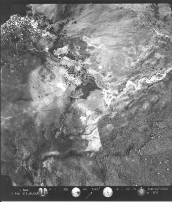 Fotogarafia aerea Cerro pan de Azucar Medellin 1995
Cehap 1995



Palabras clave: Desastres Pan de Azucar Alta Medellin