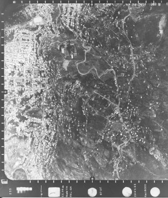 Fotografia aerea de la Comuna nororiental Parte Alta Medellin 1983
CEHAP 1983




Palabras clave: Comuna nororiental