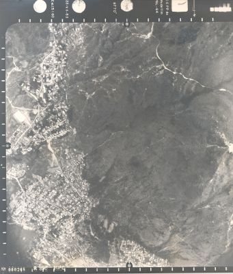 Fotografia aerea de la Comuna nororiental Parte Alta Medellin 1983
Cehap 1983




Palabras clave: Comuna nororiental