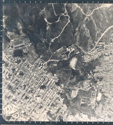 Fotografia aerea Comuna Nororiental Barrio Santo Domingo Medellin
CEHAP 1983




Palabras clave: Desastres Comuna Nororiental Santo Domingo Medellin