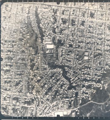 Fotografia aerea Comuna Nororiental Barrio Santo Domingo Medellin
Cehap 1983




Palabras clave: Desastres Comuna Nororiental Santo Domingo