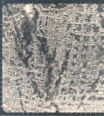 Fotografia aerea Comuna Nororiental Barrio Santo Domingo Medellin
Cehap 1983




Palabras clave: Desastres Comuna Nororiental Santo Domingo