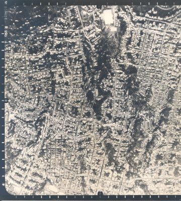 Fotografia aerea Comuna Nororiental Barrio Santo Domingo Medellin
Cehap 1983




Palabras clave: Desastres Comuna Nororiental Santo Domingo