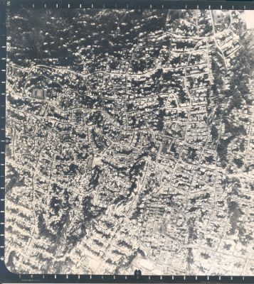 Fotografia aerea Comuna Nororiental Barrio Santo Domingo Medellin
Cehap 1983




Palabras clave: Desastres Comuna Nororiental Santo Domingo