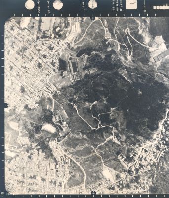 Fotografia aerea Comuna Nororiental Barrio Santo Domingo Savio Medellin
Cehap 1983




Palabras clave: ZONA NORORIENTAL MEDELLIN