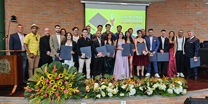 2024 12 12 CeremoniaGrados 001