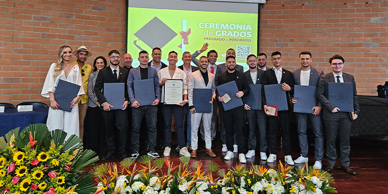 2024 12 12 CeremoniaGrados 003