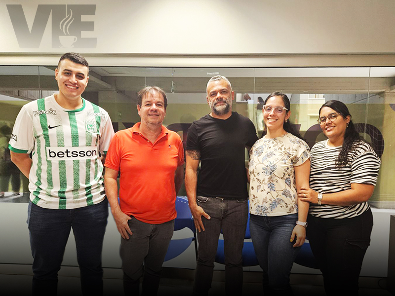 El profesor Juan Esteban Posada Morales fue invitado a tomarse un tintico con la VIE