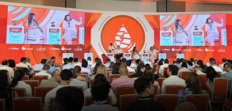 20251023 Elizabeth Petroleo 02